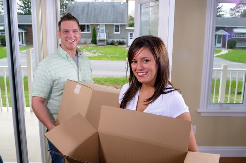 Moving day planning and loading support for homes in Crystal Palace
