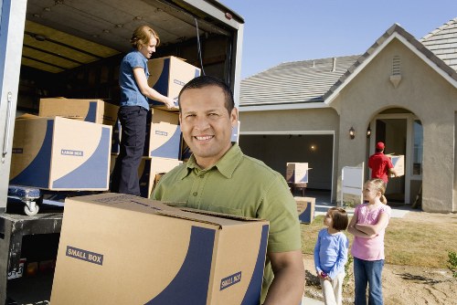 Organised moving boxes and packing essentials for Crystal Palace customers